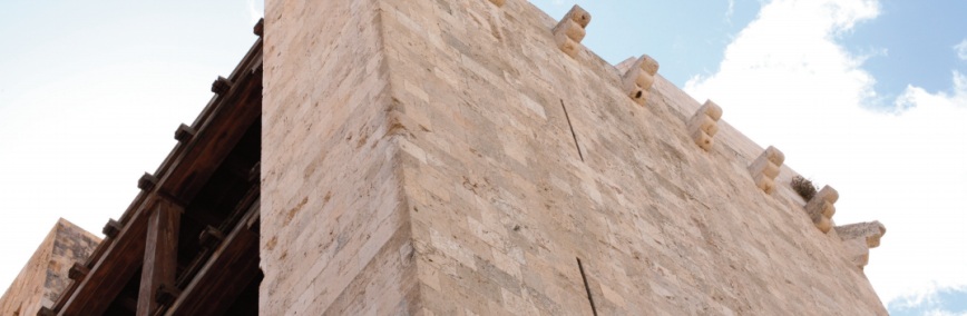 Cagliari, Torre de época medieval en el barrio de Castello